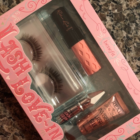 Benefit Lash Love-in Kit - Picture 2 of 7